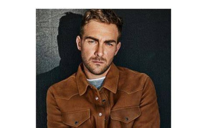Tom Austen Net Worth