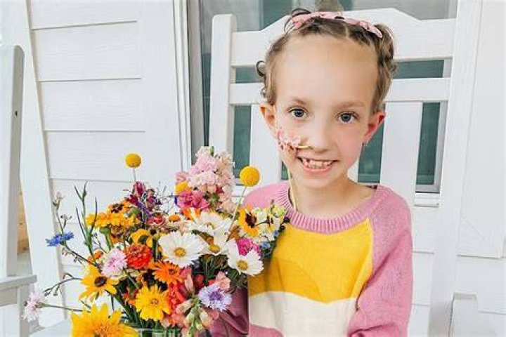 What Is Elizzle69420’s Real Name? All We Know About The Social Media Star