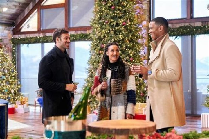 Who Is Amanda Grace Jenkins From ’12 Dates of Christmas’ Season 2?