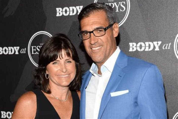 Who Is Patricia Reilly Wright? Jay Wright Wife Age Difference As Villanova Gets Ready To Take On Michigan