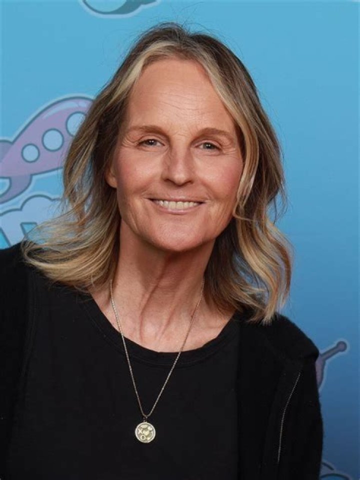 Who is Stella McCartney? See Net-worth, Quote, Awards, Fact, Wiki
